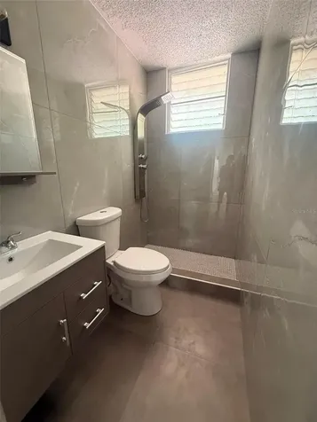 2 Calle 2 Villa Rica Bayamon PR 00959