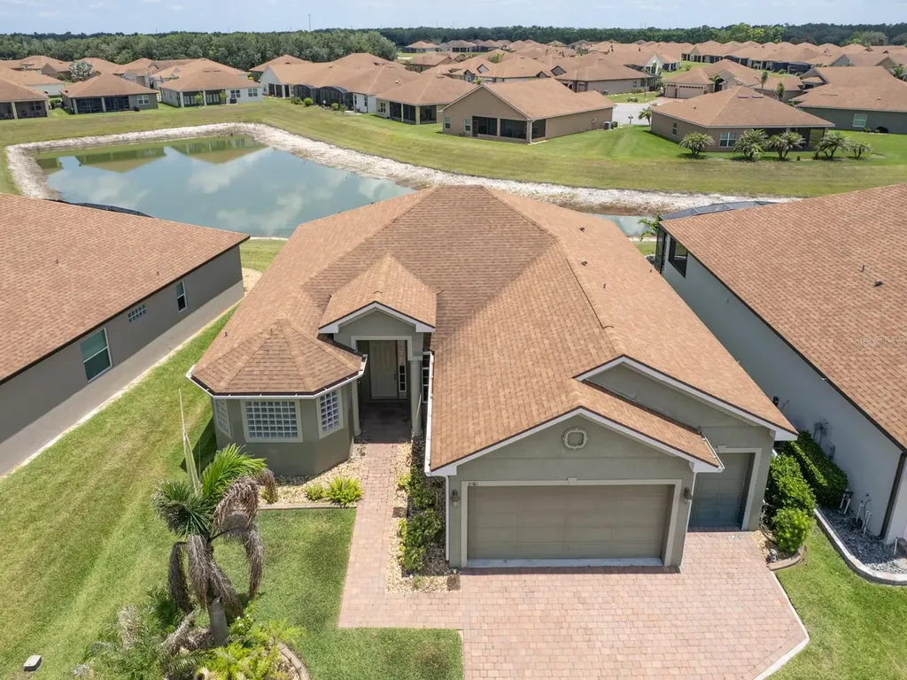 1061 Sawgrass Drive Winter Haven FL 33884
