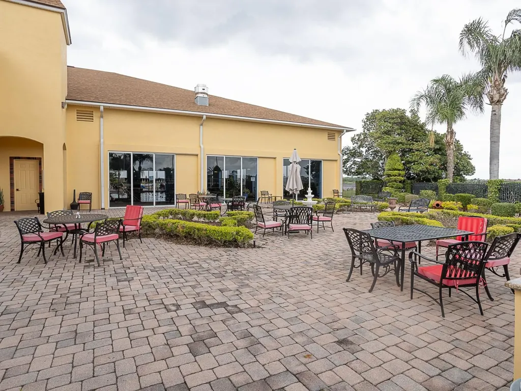 1061 Sawgrass Drive Winter Haven FL 33884