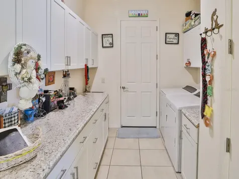 1061 Sawgrass Drive Winter Haven FL 33884