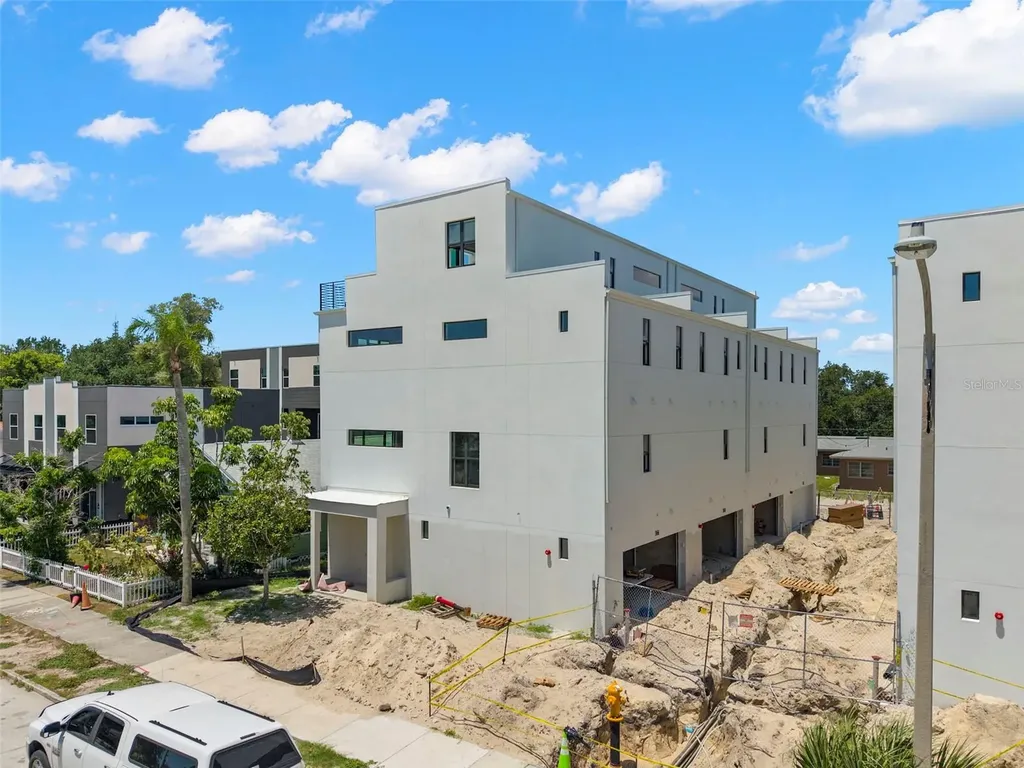 368 14th Street N St Petersburg FL 33705