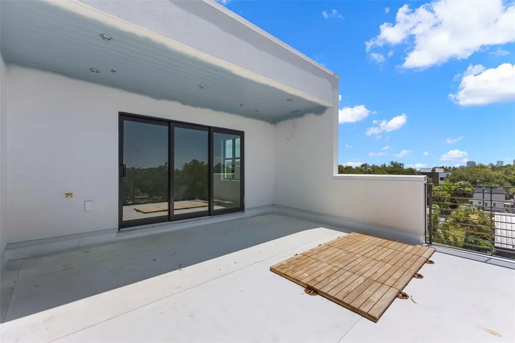 368 14th Street N St Petersburg FL 33705