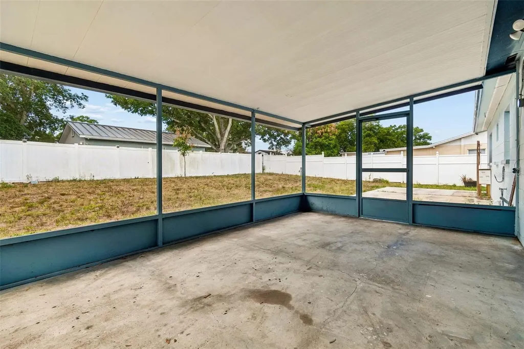 1719 Julian Lane Drive Tampa FL 33619
