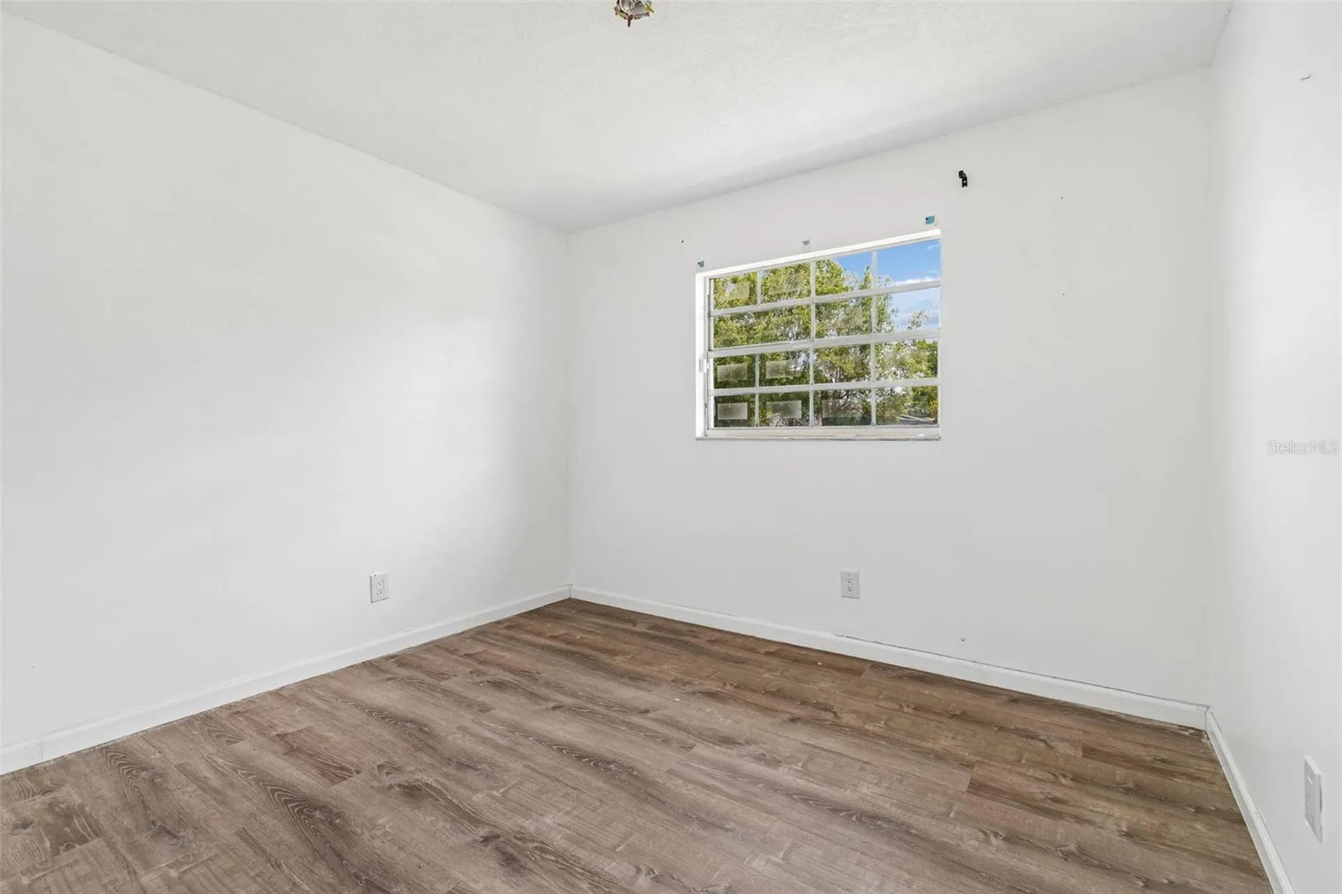 1719 Julian Lane Drive Tampa FL 33619