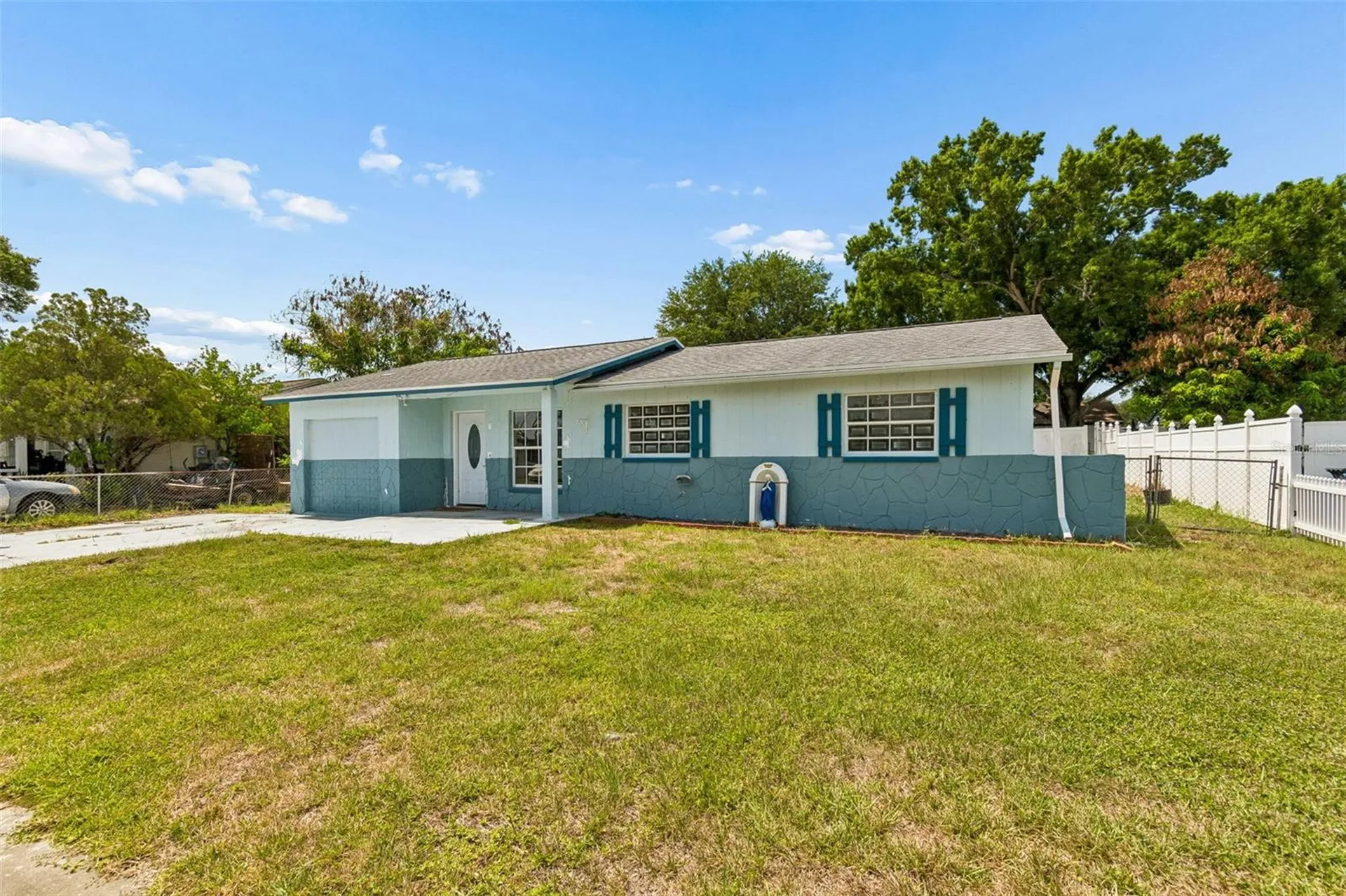 1719 Julian Lane Drive Tampa FL 33619