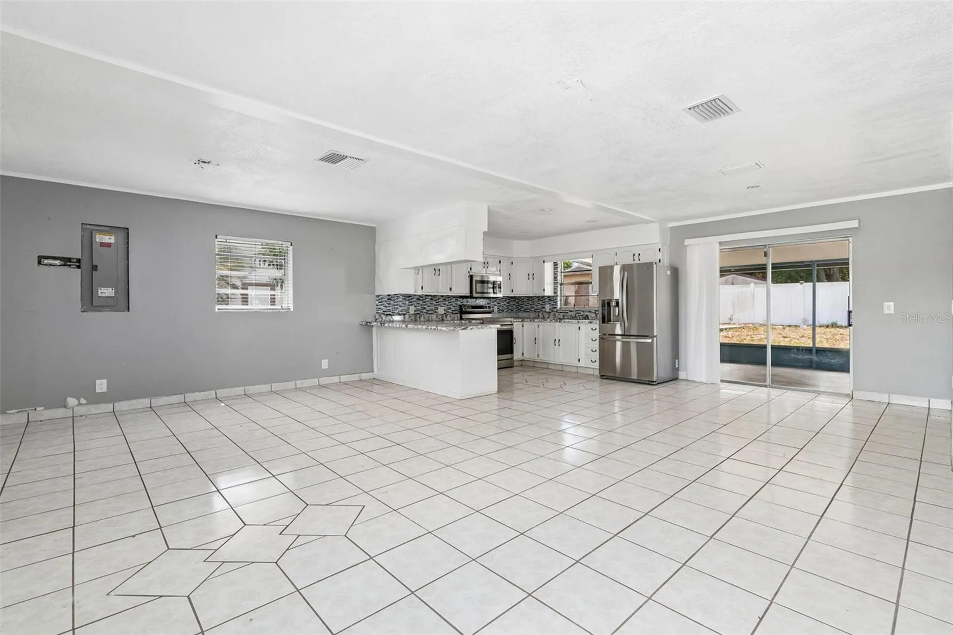 1719 Julian Lane Drive Tampa FL 33619