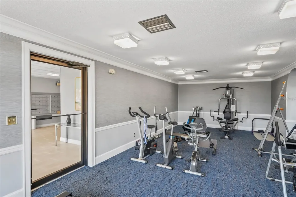 7100 S Sunshine Skyway Lane S St Petersburg FL 33711