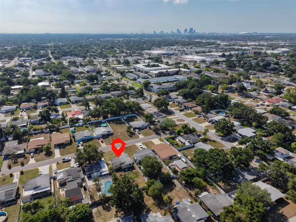 3242 Kingston Street N St Petersburg FL 33713