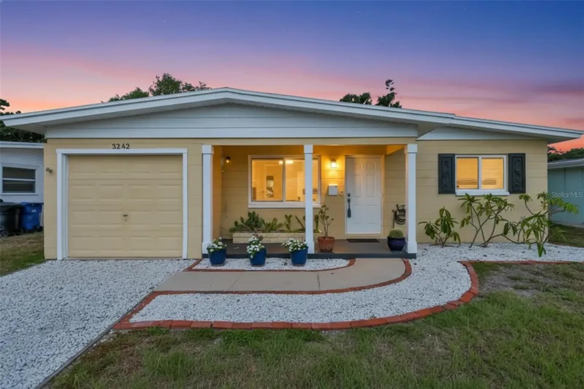 3242 Kingston Street N St Petersburg FL 33713