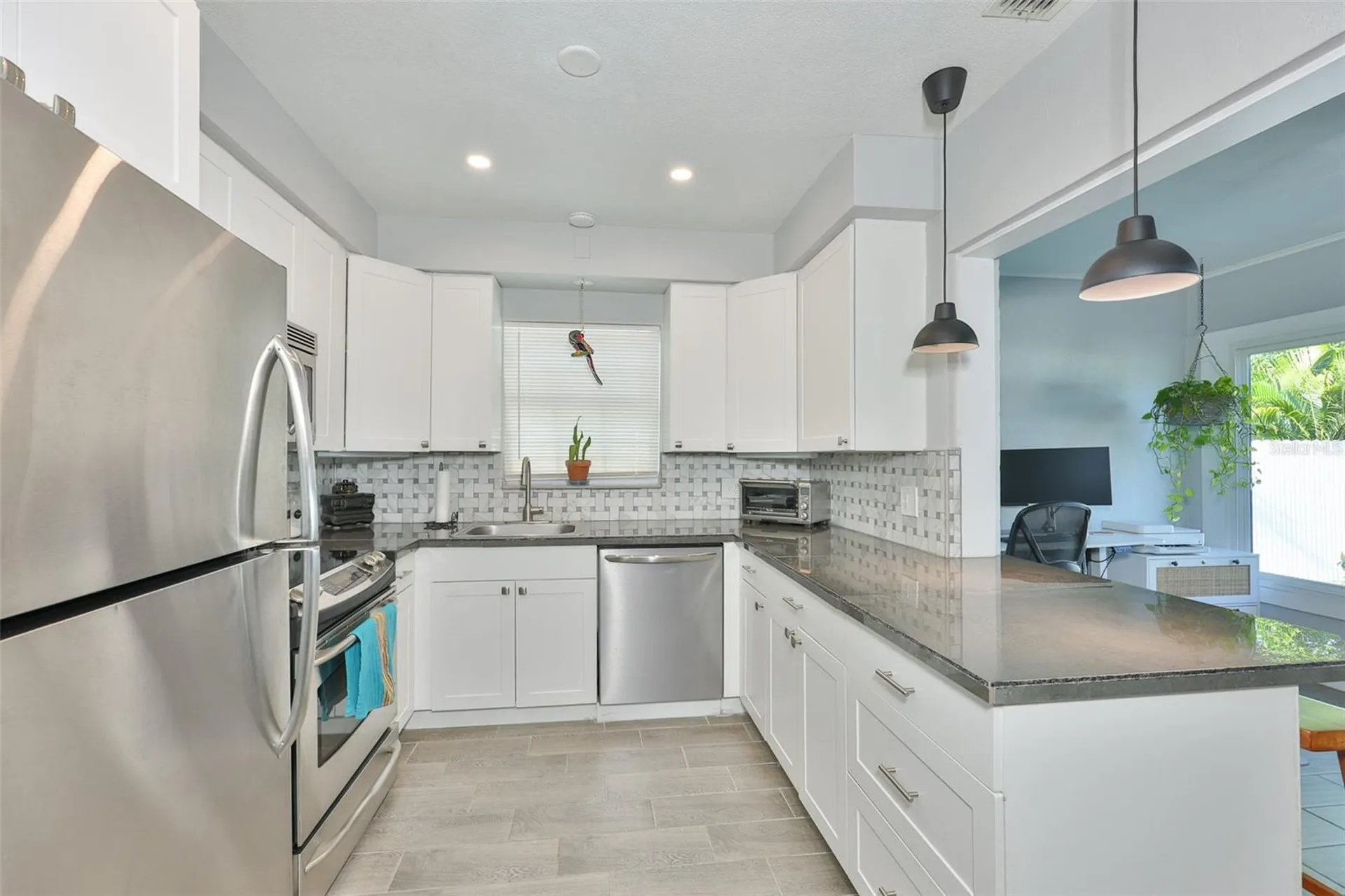 3242 Kingston Street N St Petersburg FL 33713