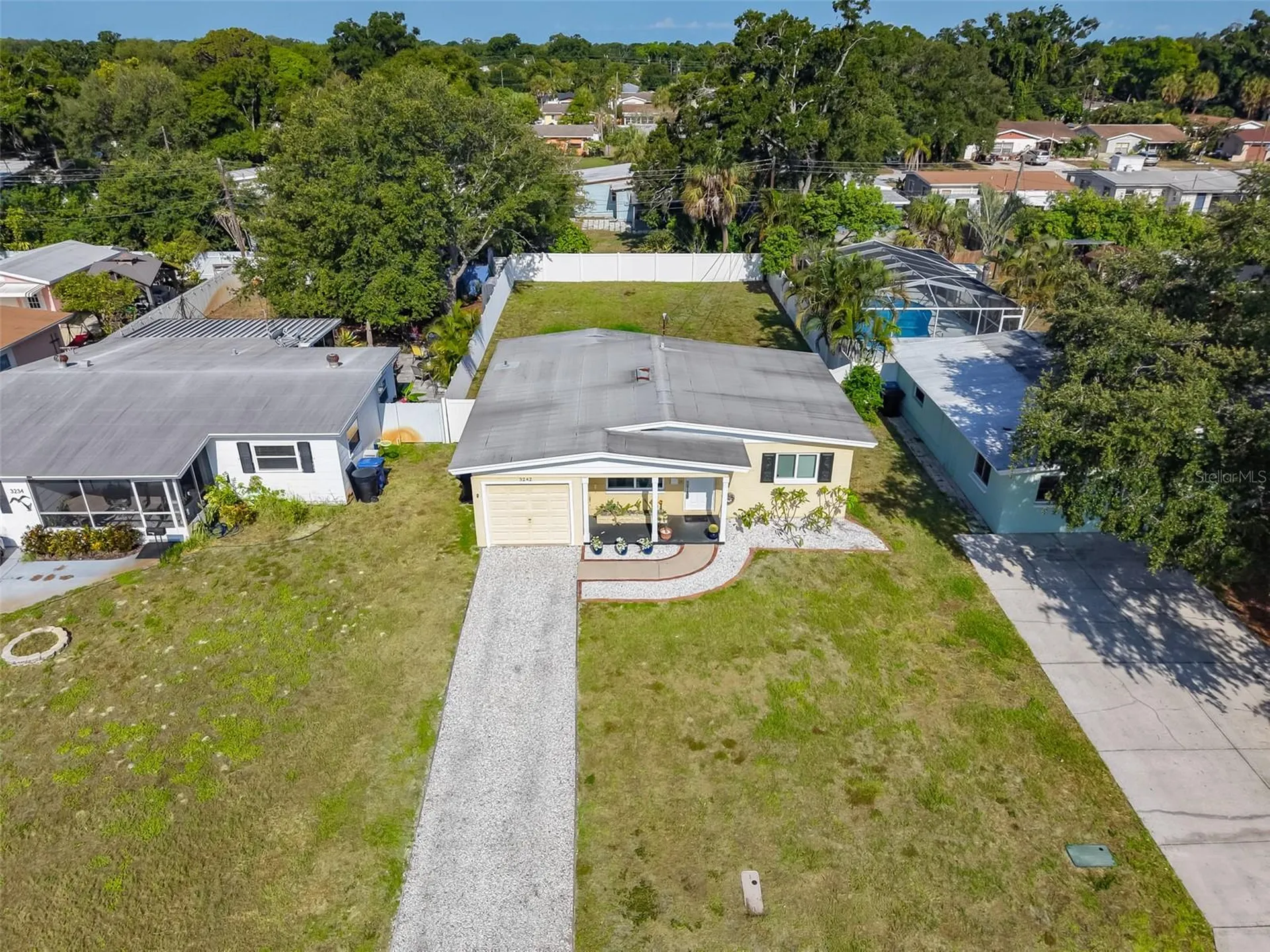 3242 Kingston Street N St Petersburg FL 33713