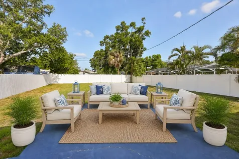 3242 Kingston Street N St Petersburg FL 33713