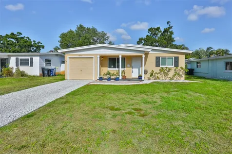 3242 Kingston Street N St Petersburg FL 33713