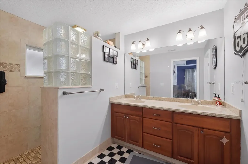 3313 Kings Road S St Augustine FL 32086