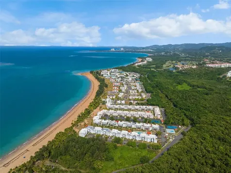 Ocean Forest Rio Grande PR 00745