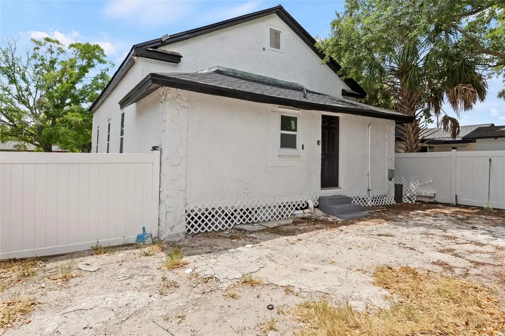2901 N 20th Street Tampa FL 33605