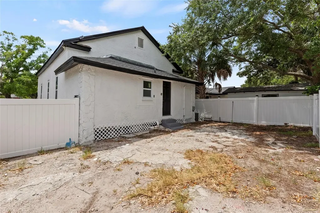 2901 N 20th Street Tampa FL 33605