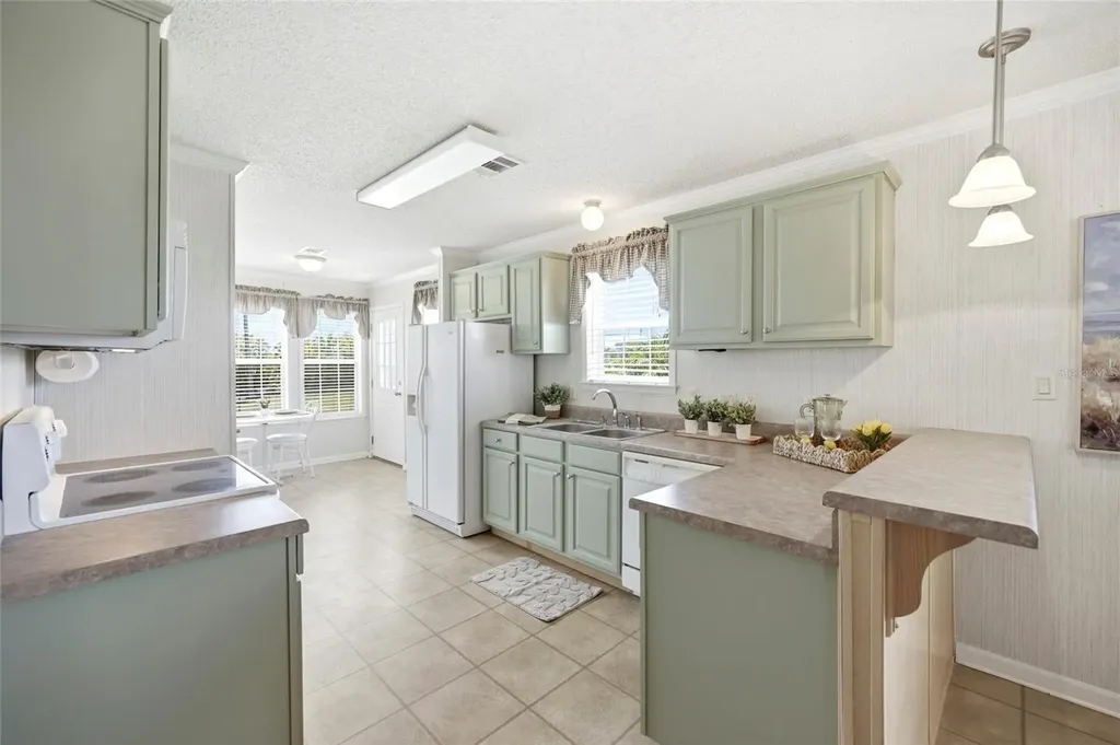 2 Holland Drive Punta Gorda FL 33950