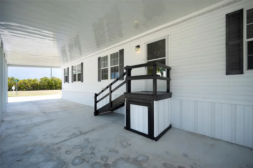 2 Holland Drive Punta Gorda FL 33950