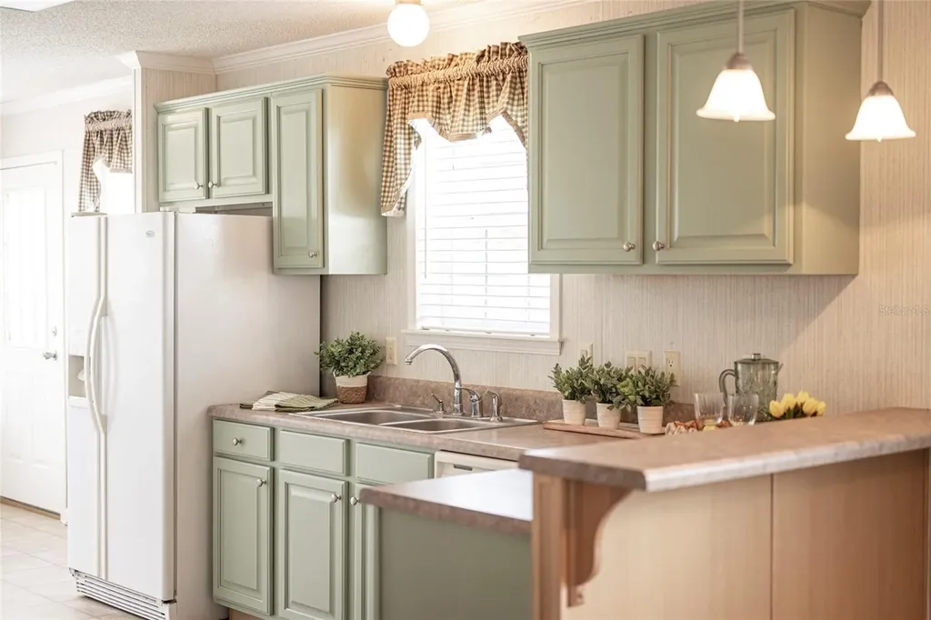2 Holland Drive Punta Gorda FL 33950