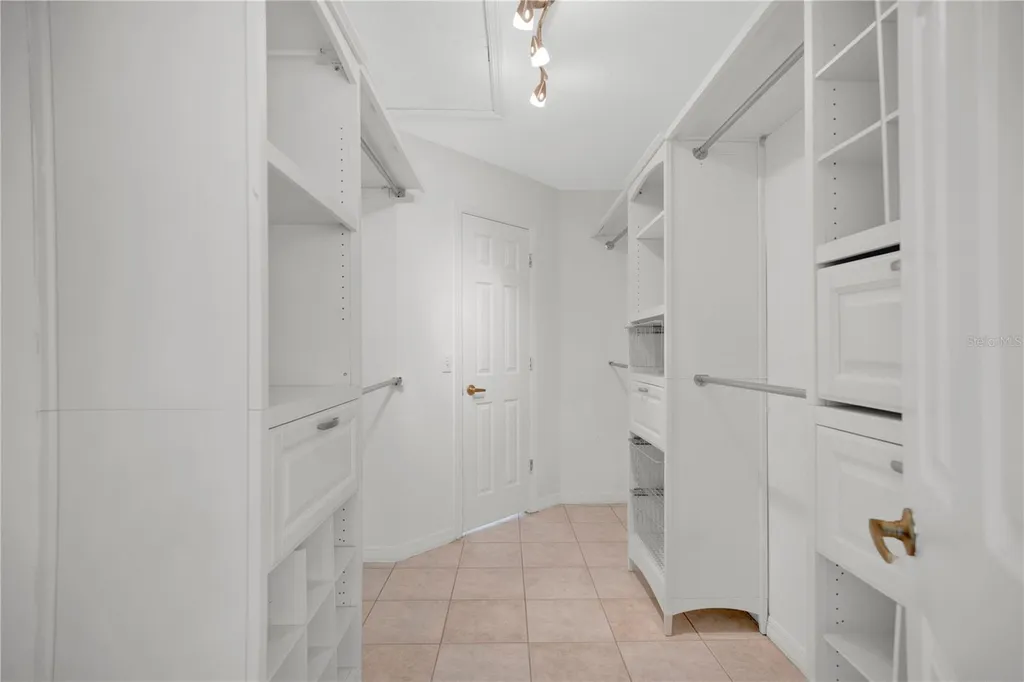 3886 Kingston Oaks Cove Oviedo FL 32765
