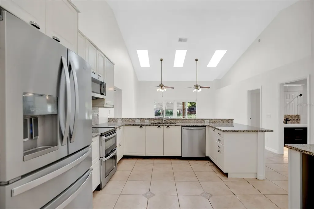 3886 Kingston Oaks Cove Oviedo FL 32765