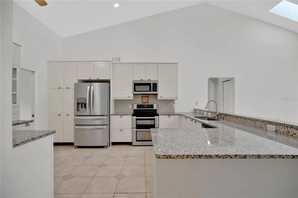3886 Kingston Oaks Cove Oviedo FL 32765
