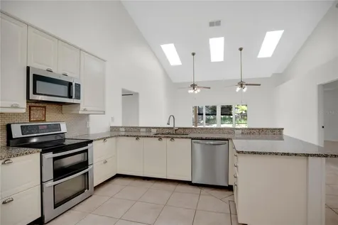 3886 Kingston Oaks Cove Oviedo FL 32765