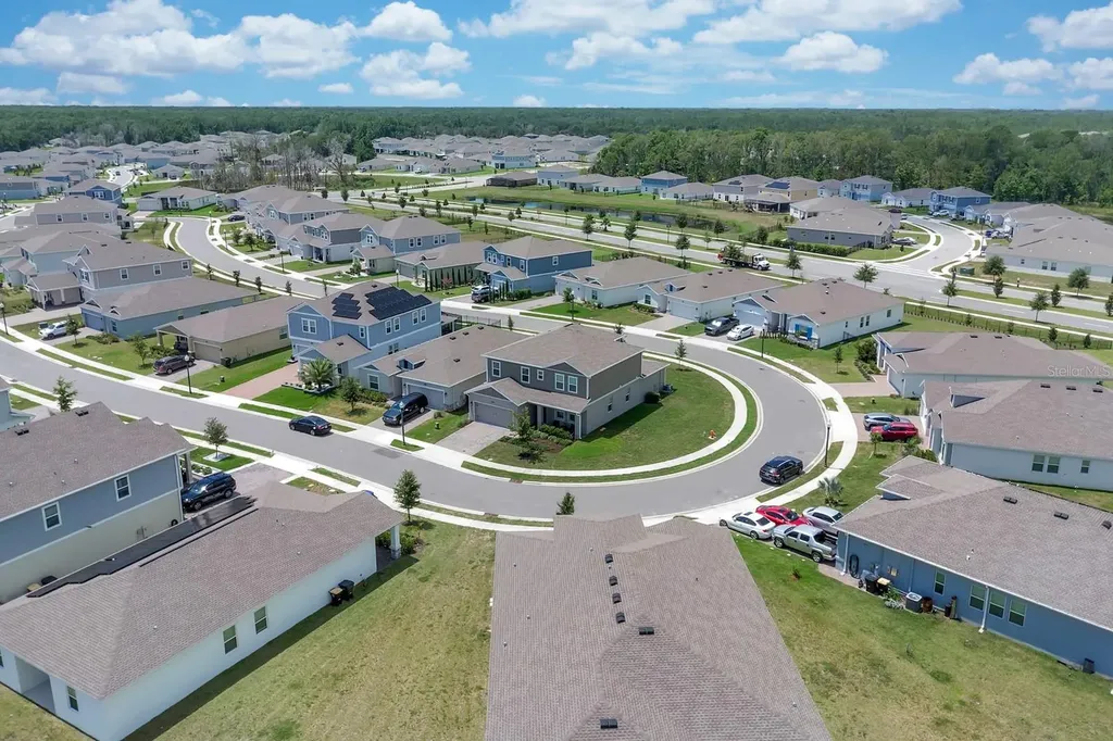 4064 Redbridge Loop Davenport FL 33837