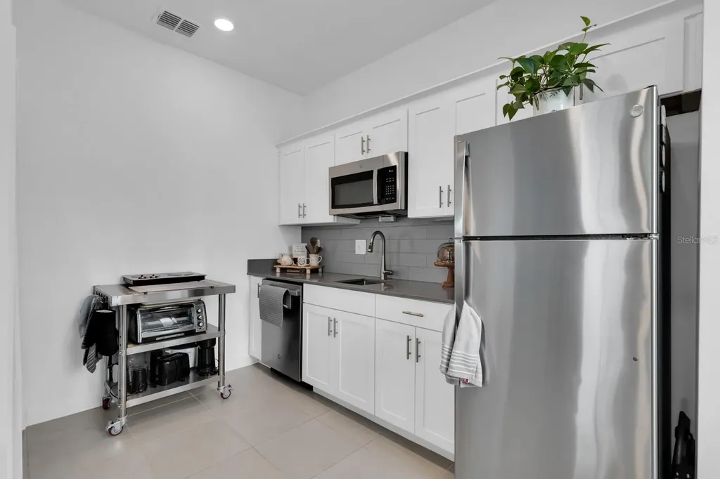 4064 Redbridge Loop Davenport FL 33837