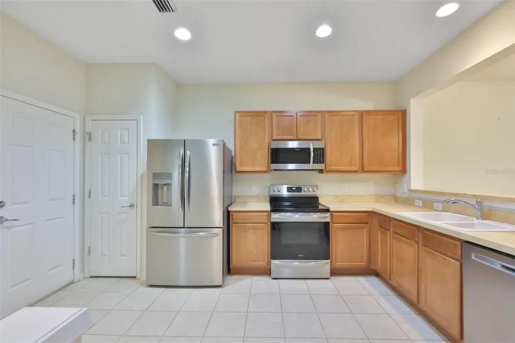 10141 Post Harvest Drive Riverview FL 33578