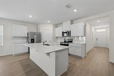 2893 House Finch Road Harmony FL 34773