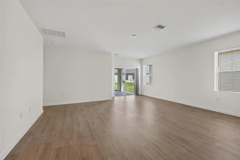 2893 House Finch Road Harmony FL 34773