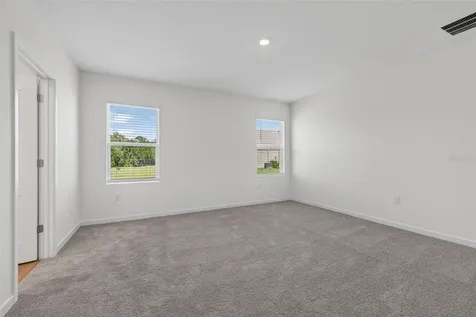 2893 House Finch Road Harmony FL 34773