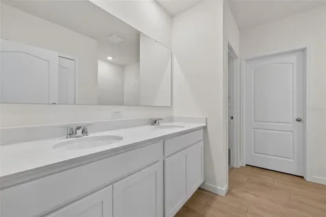 2893 House Finch Road Harmony FL 34773