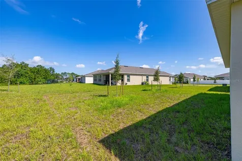 2893 House Finch Road Harmony FL 34773