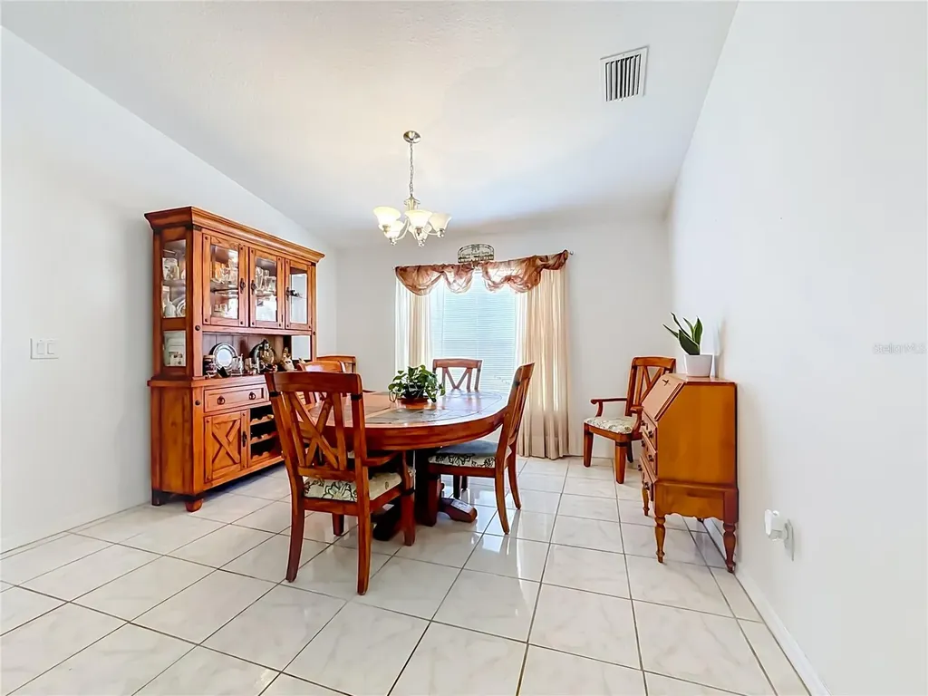 6630 Cambridge Park Drive Apollo Beach FL 33572