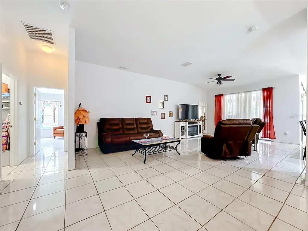 6630 Cambridge Park Drive Apollo Beach FL 33572