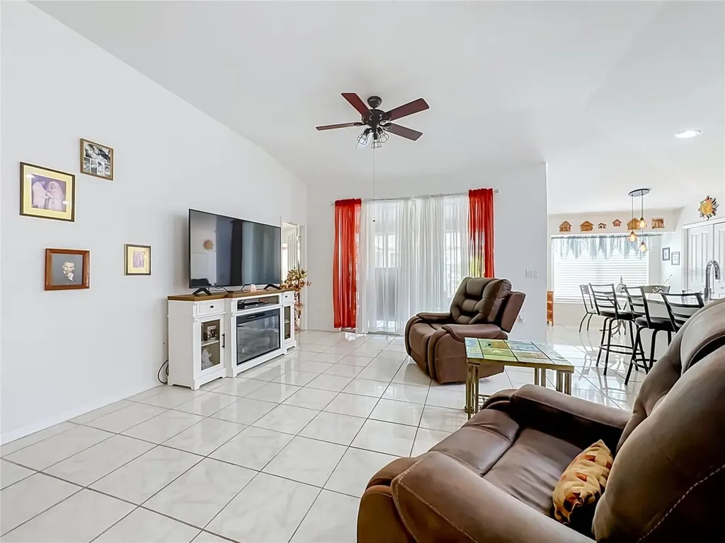 6630 Cambridge Park Drive Apollo Beach FL 33572