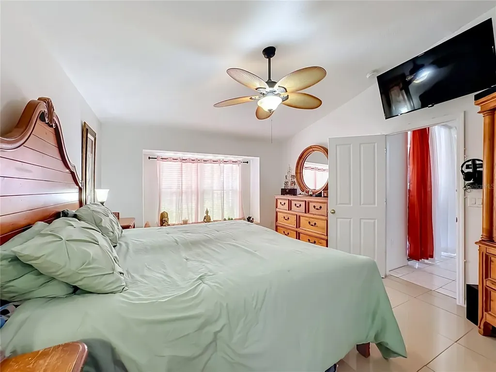 6630 Cambridge Park Drive Apollo Beach FL 33572