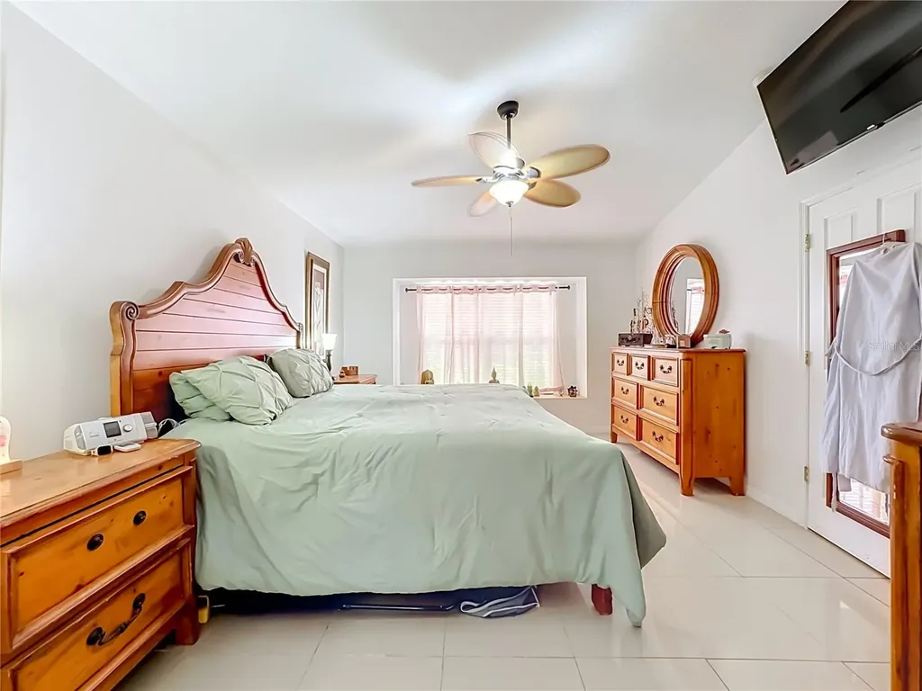 6630 Cambridge Park Drive Apollo Beach FL 33572