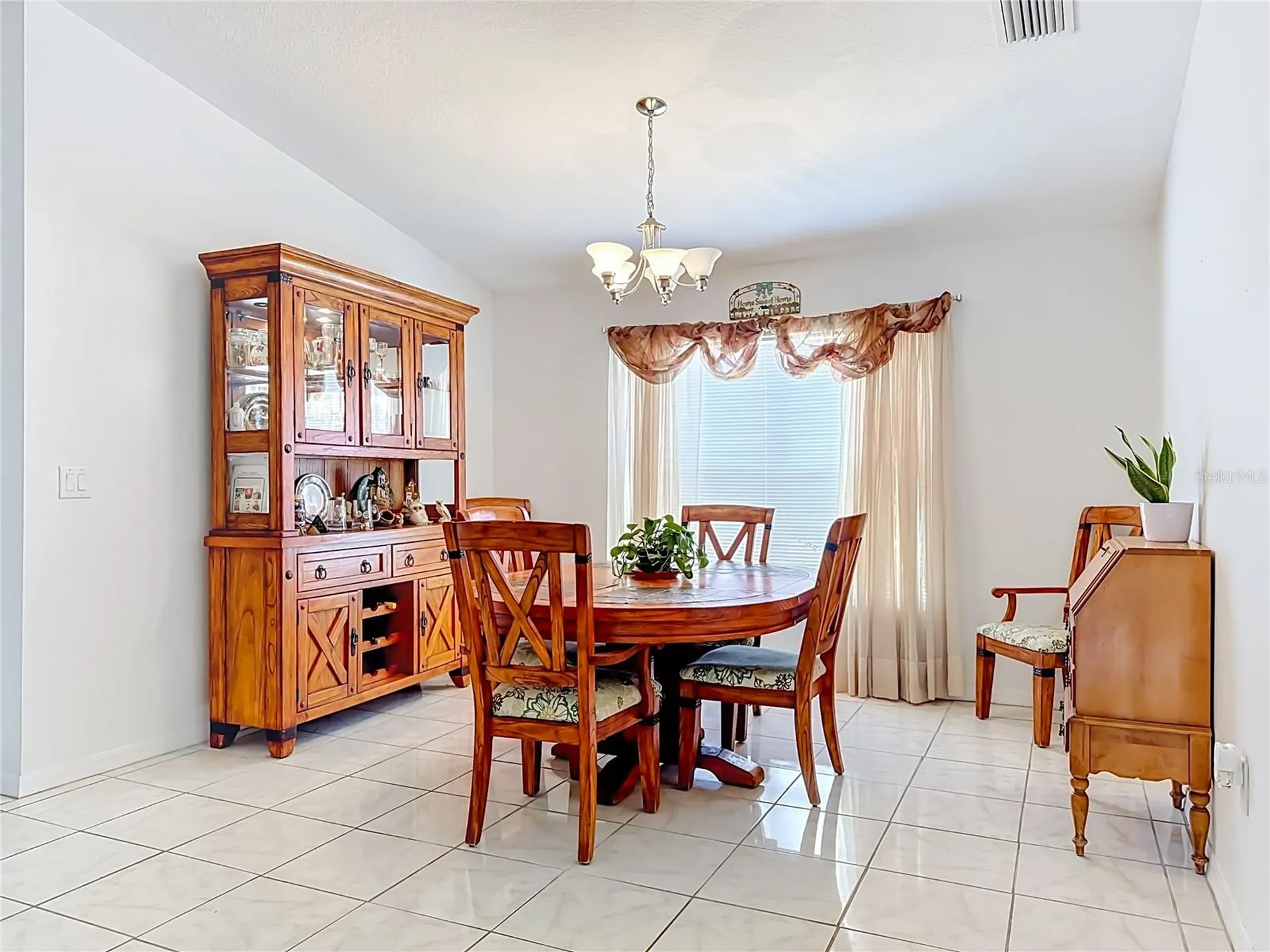 6630 Cambridge Park Drive Apollo Beach FL 33572
