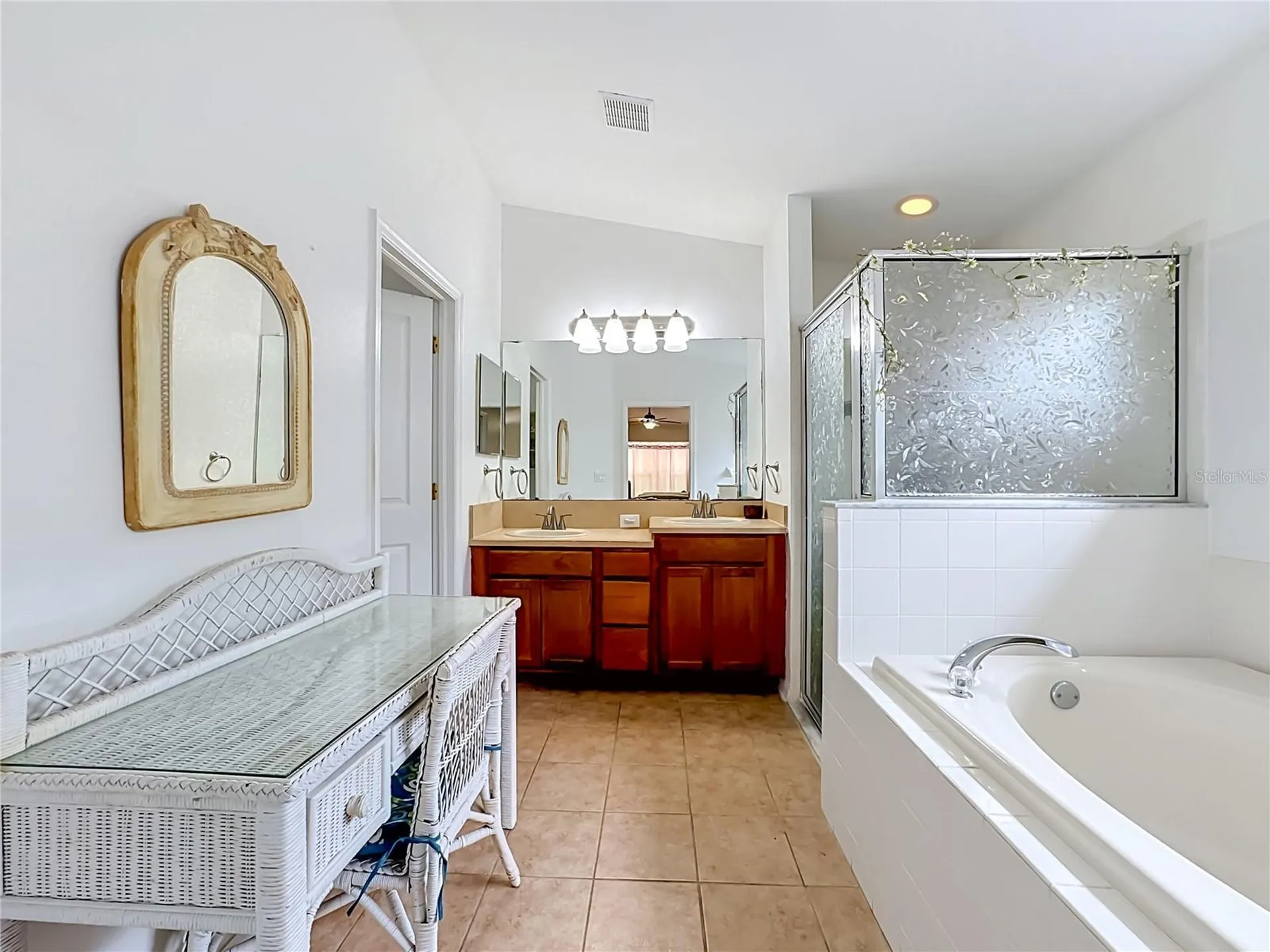 6630 Cambridge Park Drive Apollo Beach FL 33572