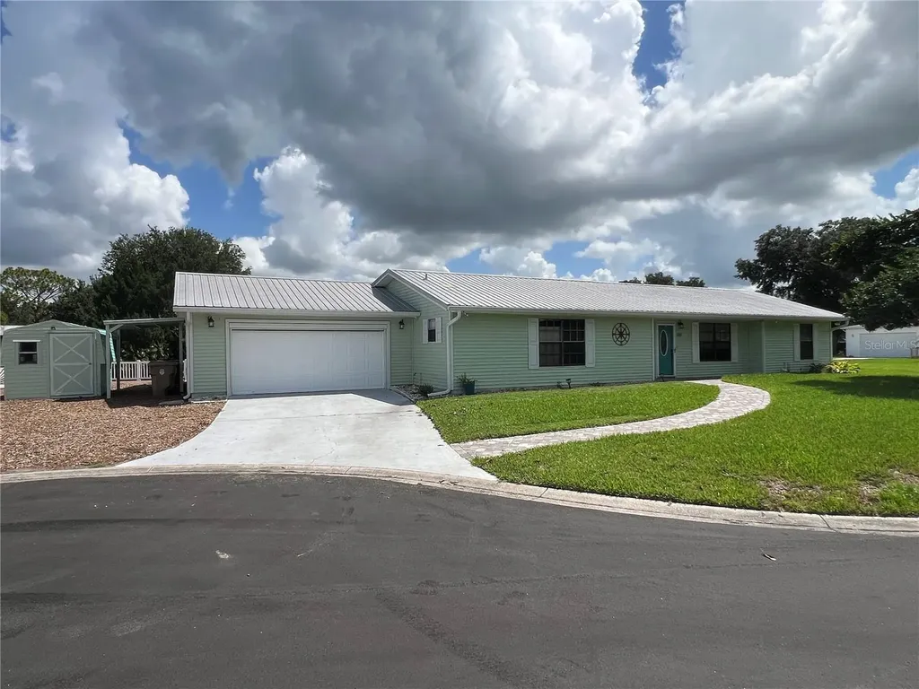 530 Minnow Court Kenansville FL 34739