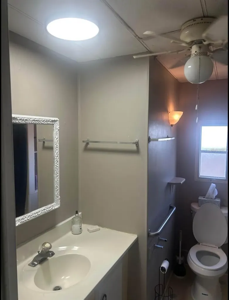 5271 77th Street N St Petersburg FL 33709