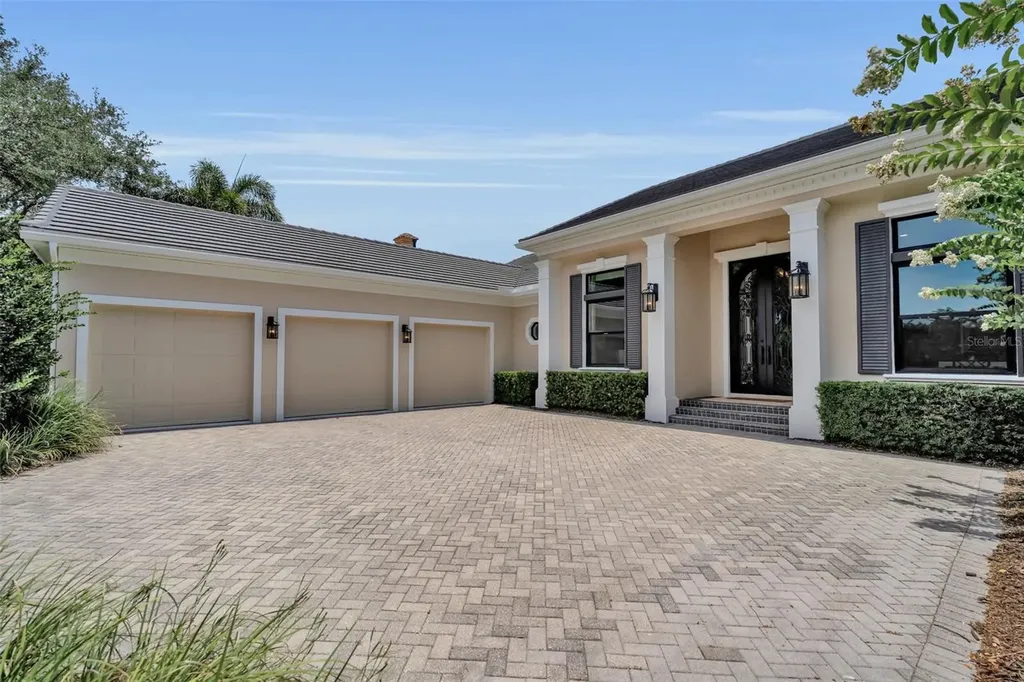 8986 Bloomfield Boulevard Sarasota FL 34238