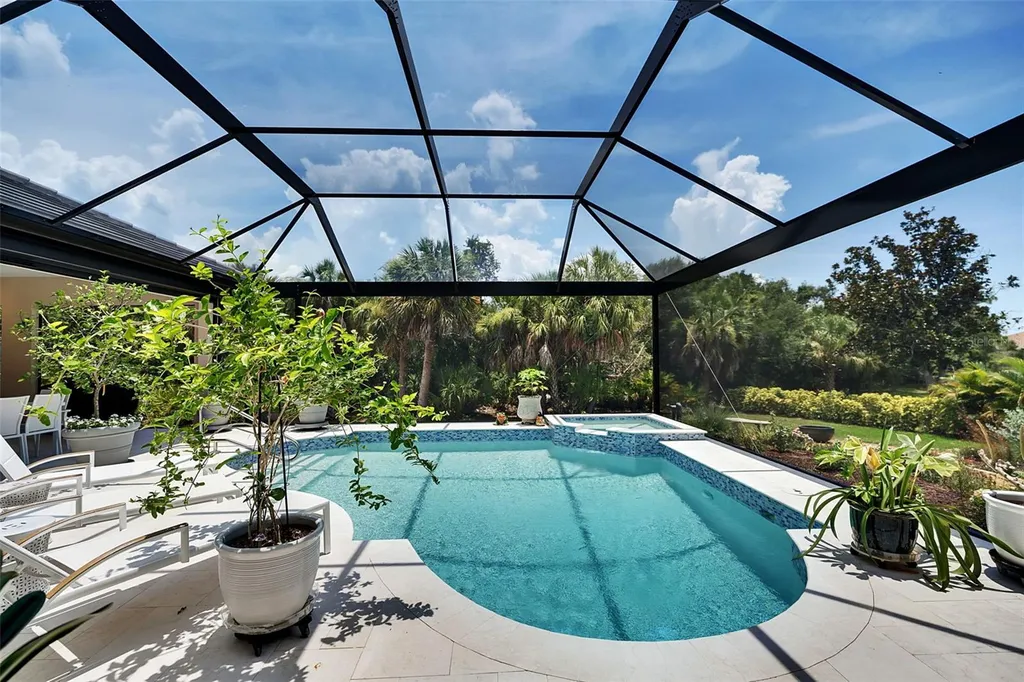 8986 Bloomfield Boulevard Sarasota FL 34238