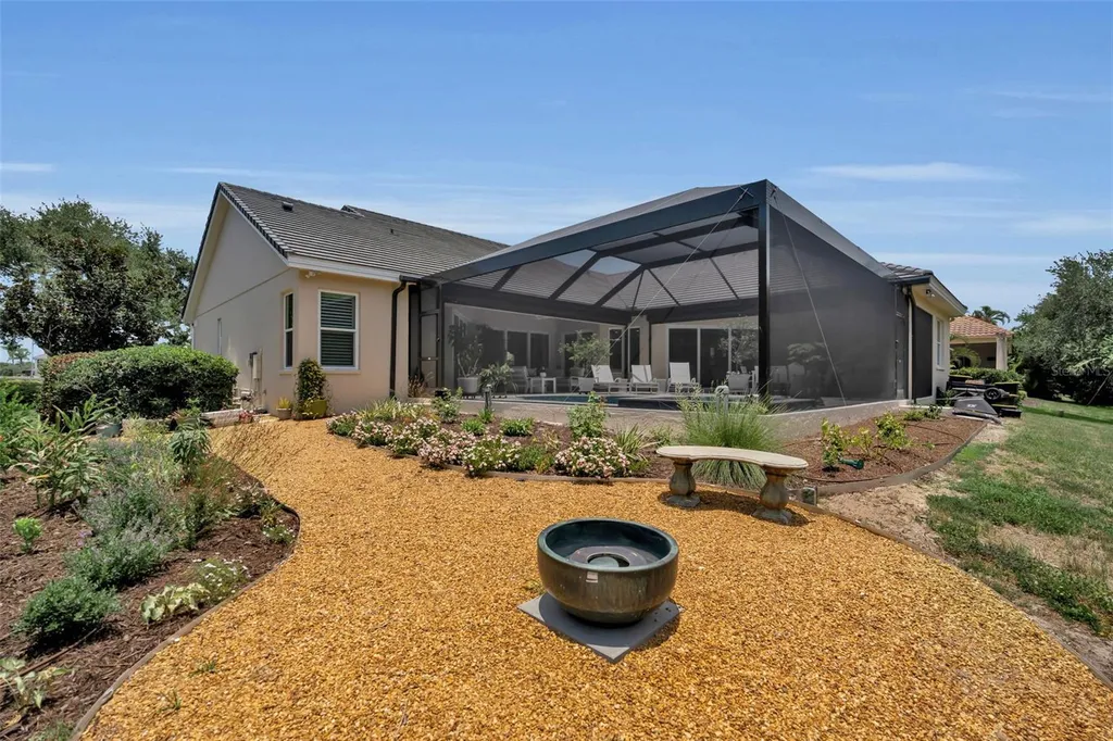 8986 Bloomfield Boulevard Sarasota FL 34238