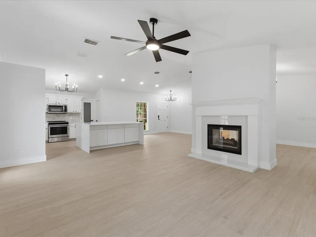 505 Lake Charm Drive Oviedo FL 32765