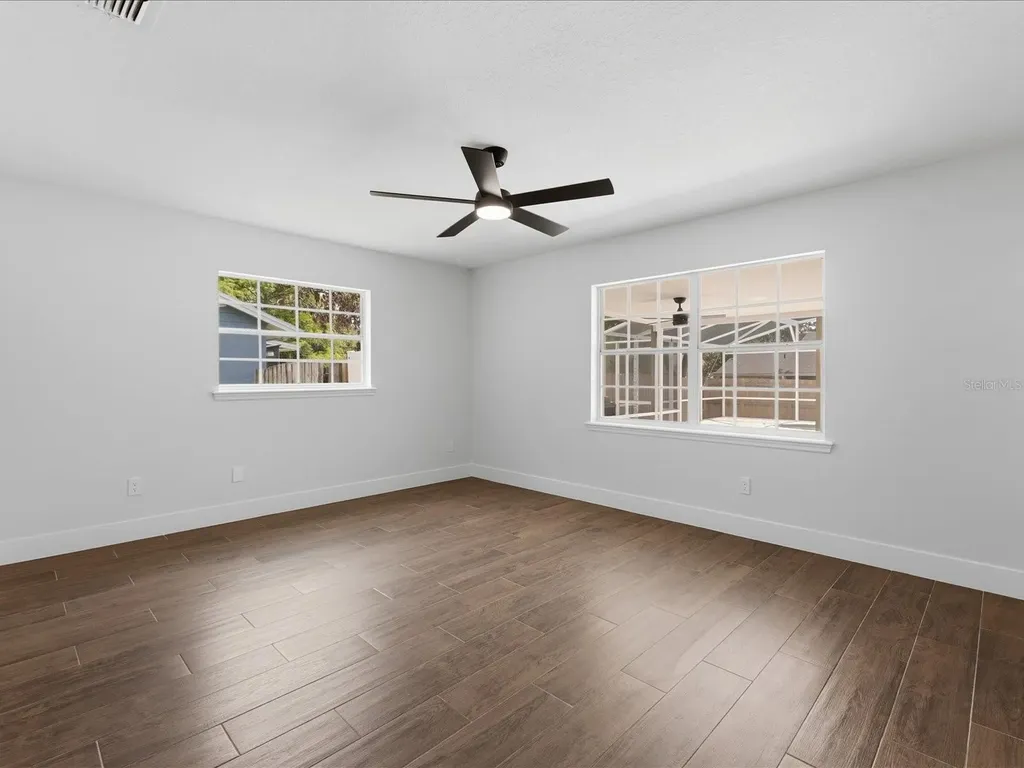 505 Lake Charm Drive Oviedo FL 32765